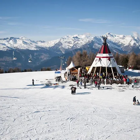 아파트 Remointze Cosy & Center By Alpvision Residences *