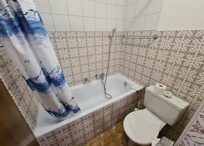 아파트 Remointze Cosy & Center By Alpvision Residences *