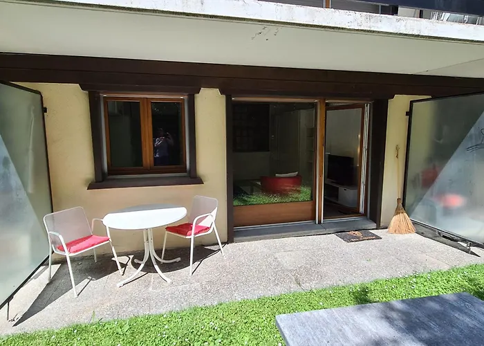 아파트 Remointze Cosy & Center By Alpvision Residences *