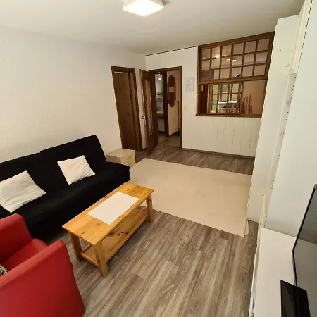 アパート Remointze Cosy & Center By Alpvision Residences